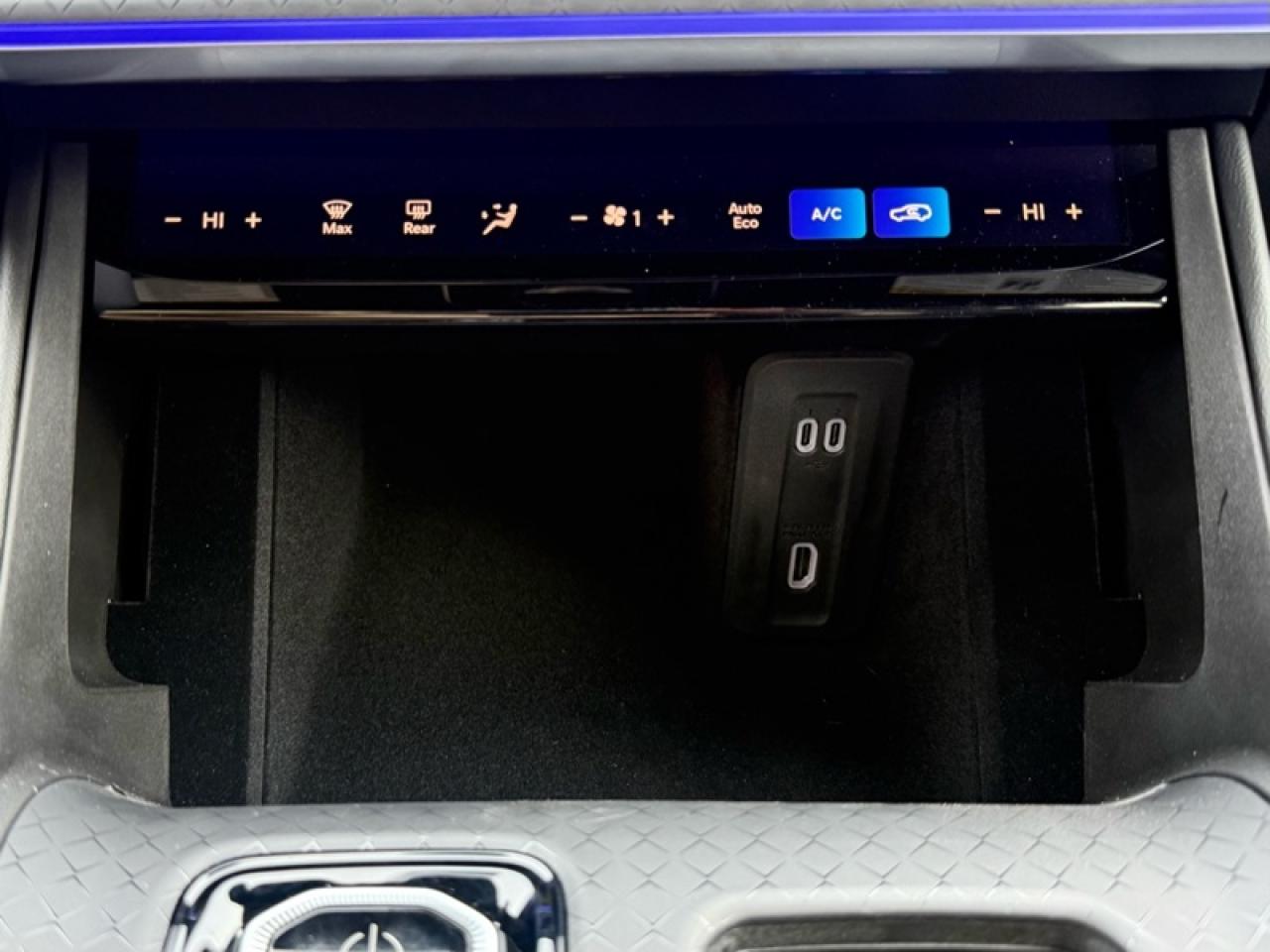 2025 Jeep Wagoneer S Limited  - Sunroof -  Navigation Photo