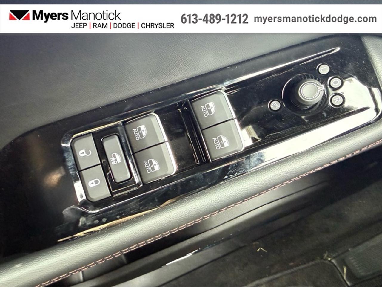 2025 Jeep Wagoneer S Limited  - Sunroof -  Navigation Photo