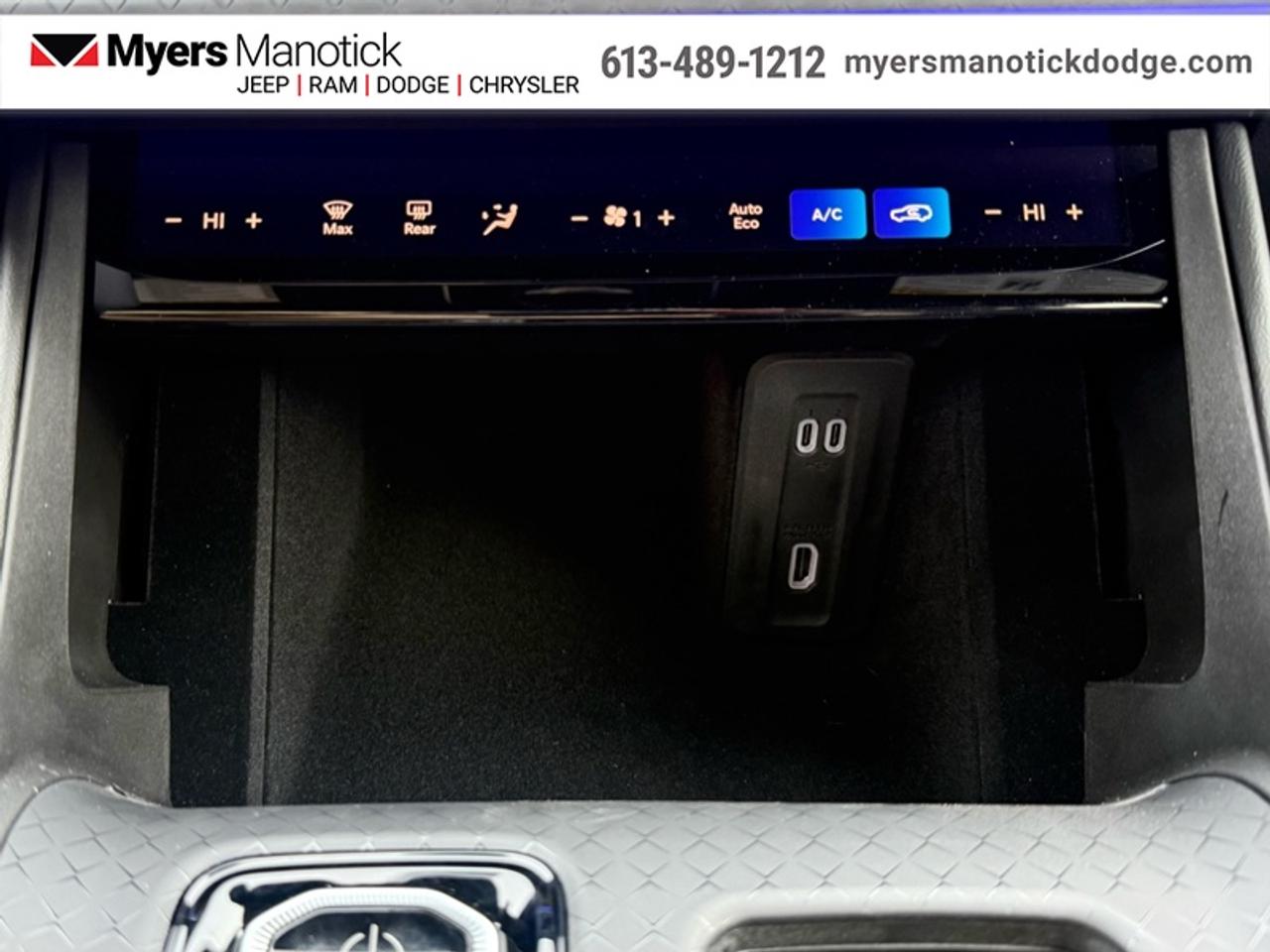 2025 Jeep Wagoneer S Limited  - Sunroof -  Navigation Photo