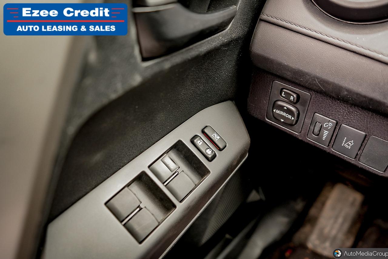 2018 Toyota RAV4 LE Photo