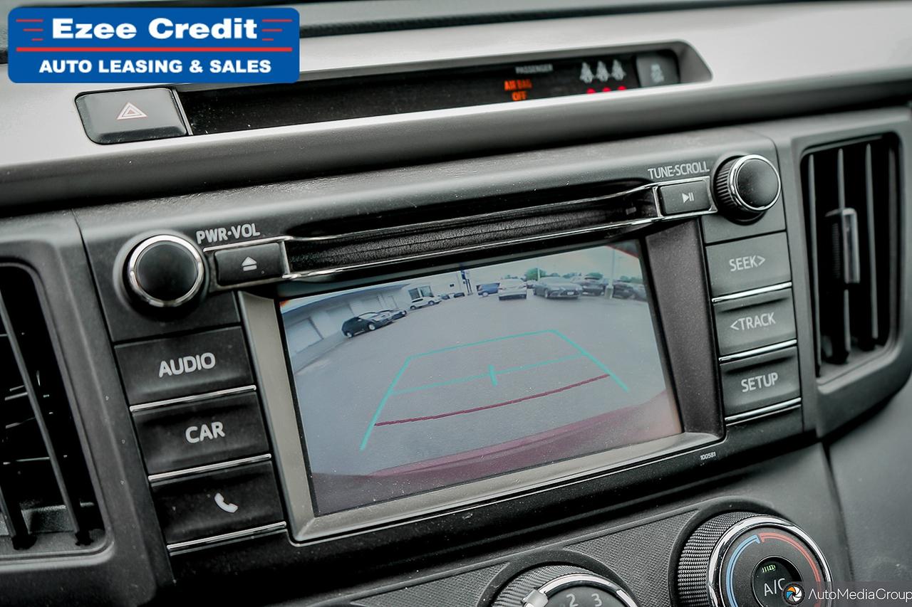 2018 Toyota RAV4 LE Photo