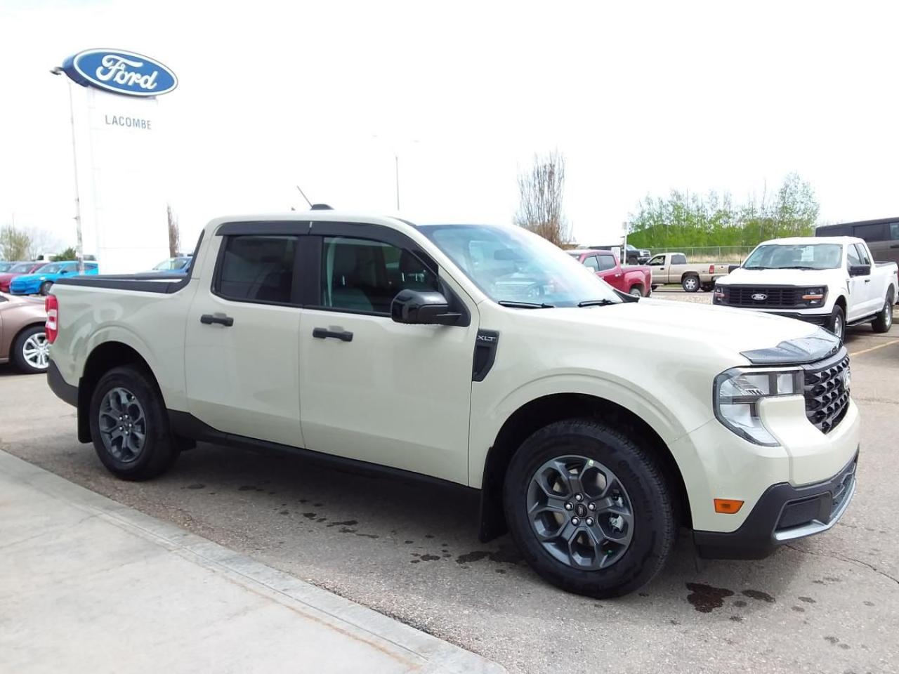 New 2025 Ford Maverick XLT for sale in Lacombe, AB