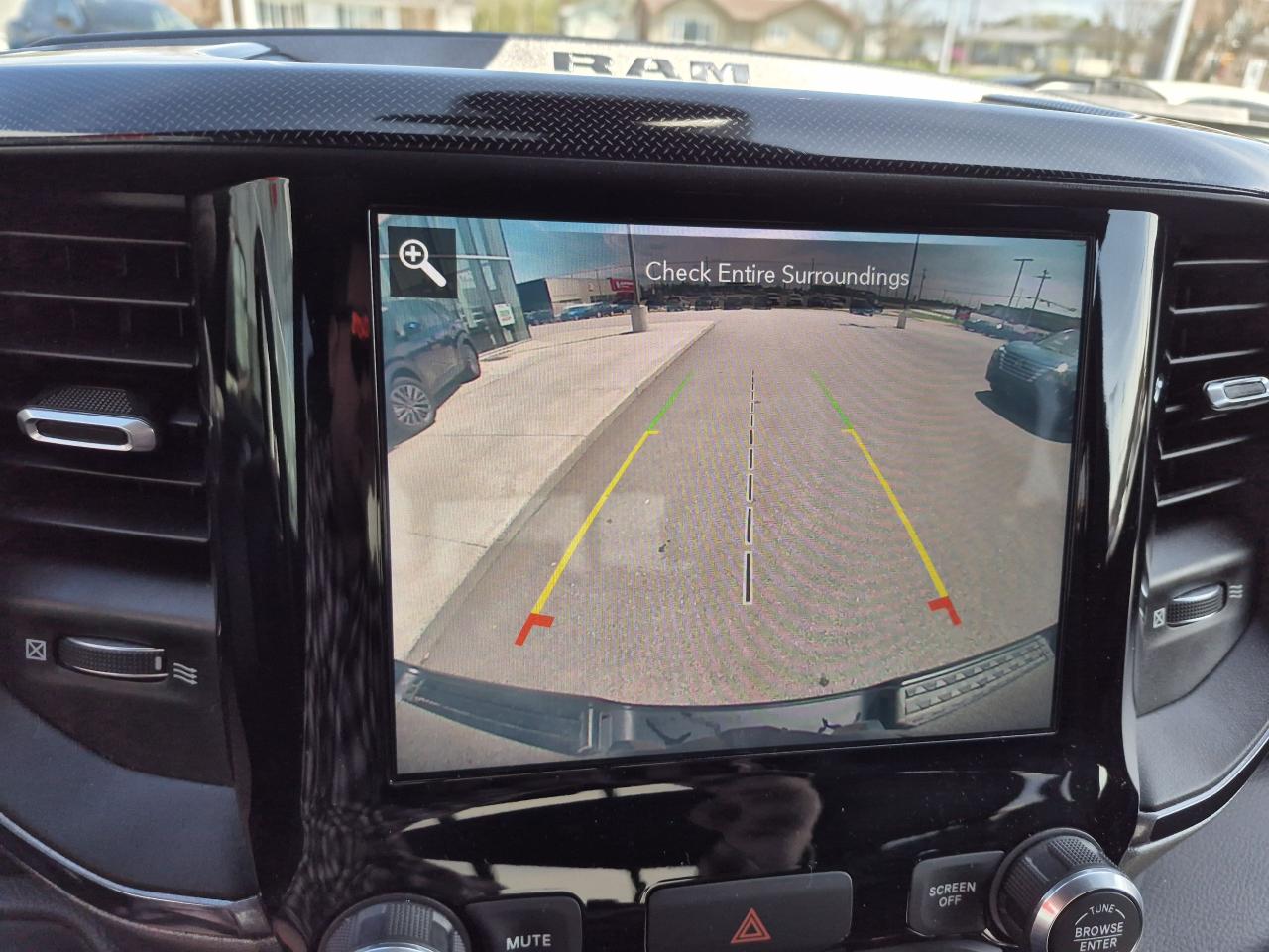 2020 RAM 1500 BIG HORN/LONESTAR CREW 4X4 CREW CAB - 5.7L HEMI Photo11