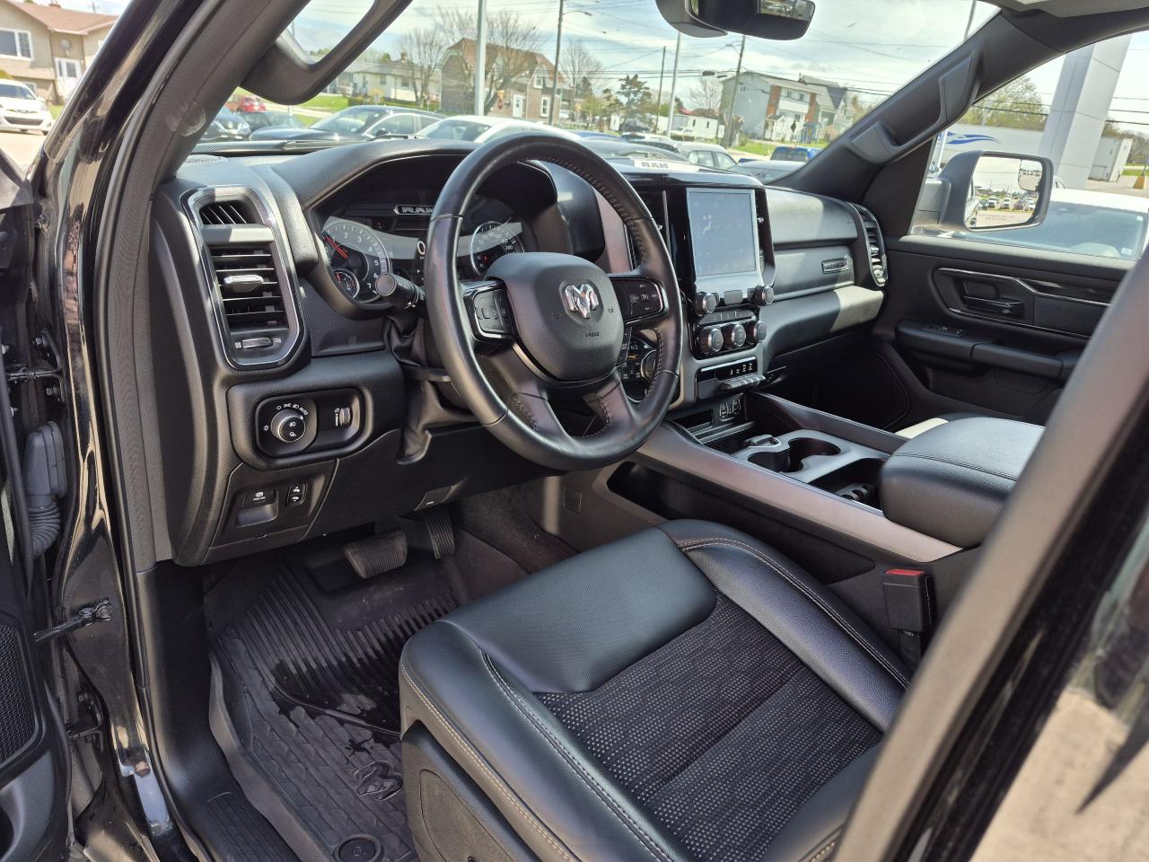 2020 RAM 1500 BIG HORN/LONESTAR CREW 4X4 CREW CAB - 5.7L HEMI Photo8