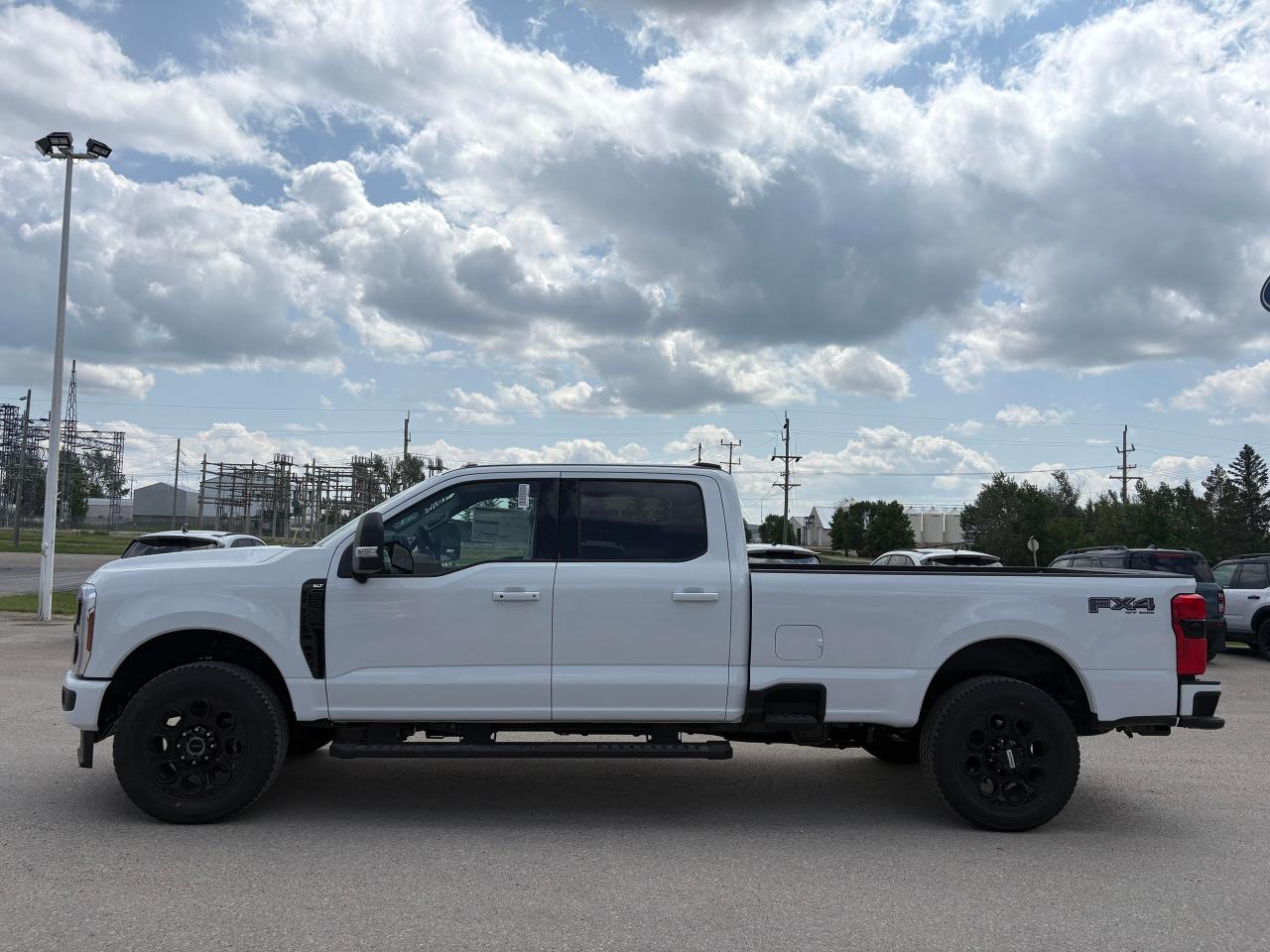 2025 Ford F-250 Super Duty SRW XLT 4WD CREW CAB 8' BOX Photo5