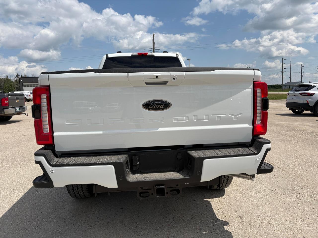 2025 Ford F-250 Super Duty SRW XLT 4WD CREW CAB 8' BOX Photo5
