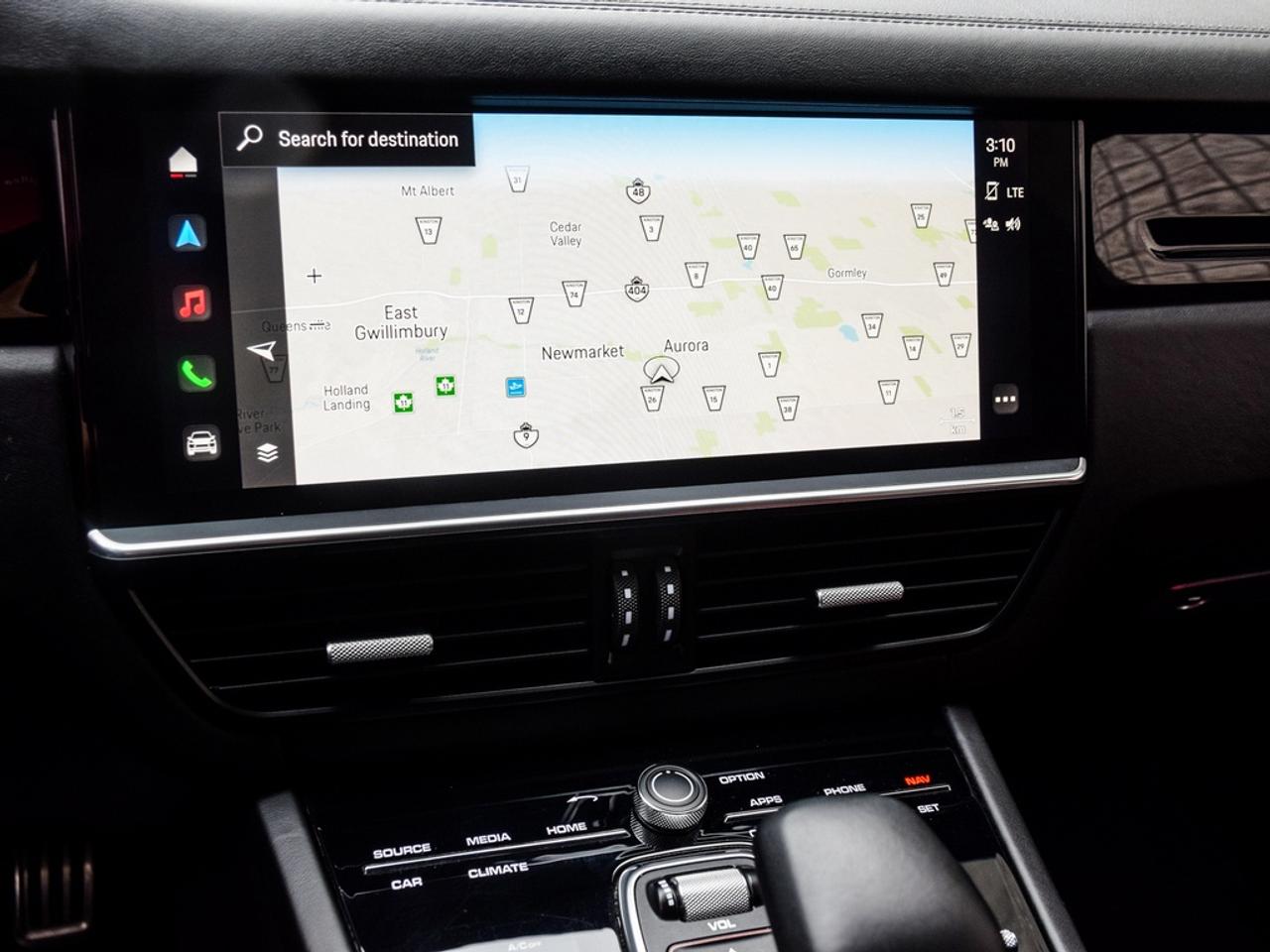 2022 Porsche Cayenne GTS Photo