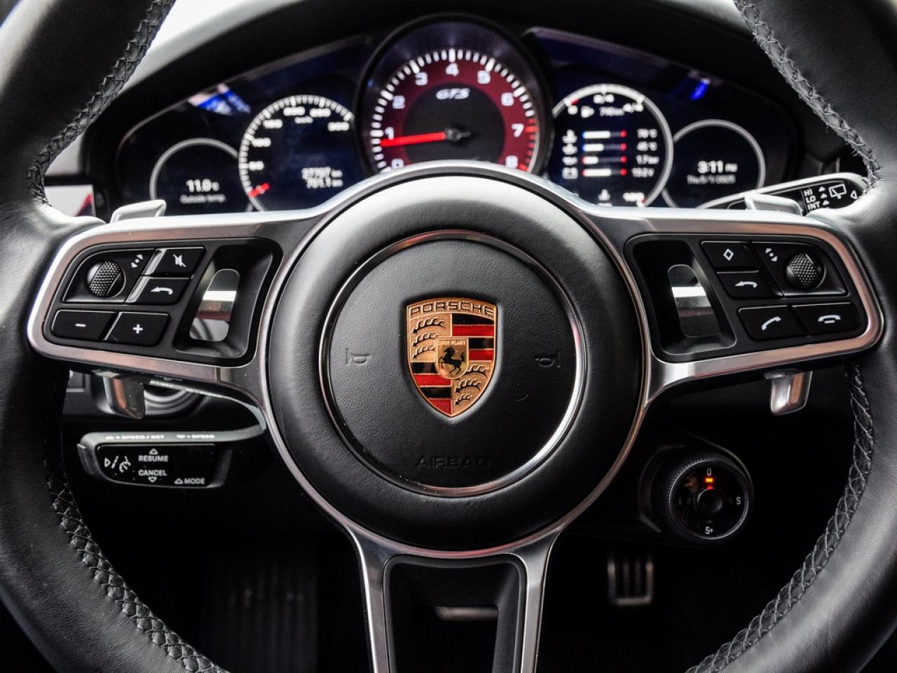2022 Porsche Cayenne GTS Photo