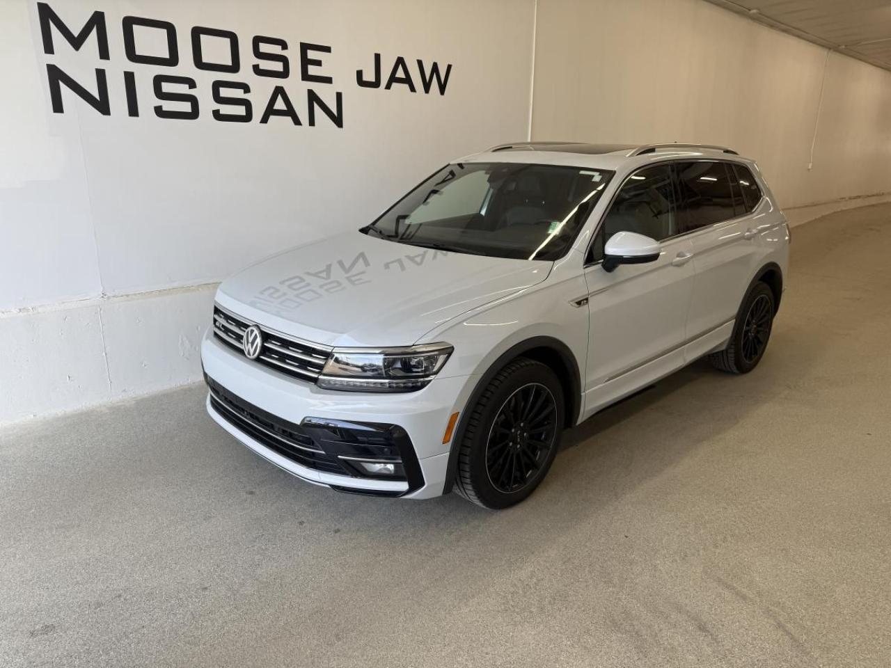 Used 2018 Volkswagen Tiguan Highline 4MOTION for sale in Moose Jaw, SK