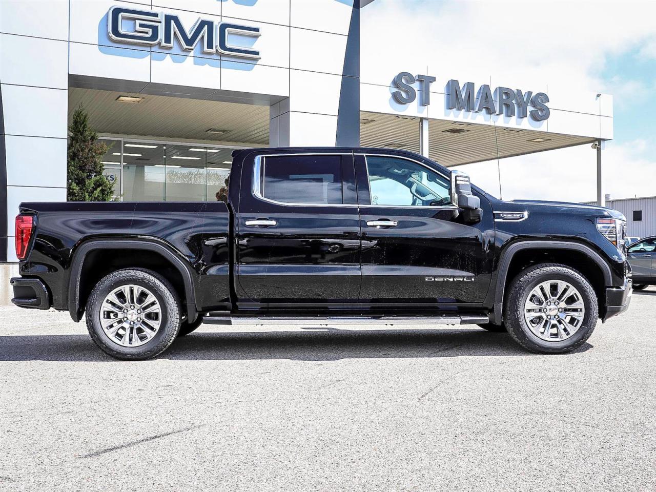 2025 GMC Sierra 1500 Denali Photo