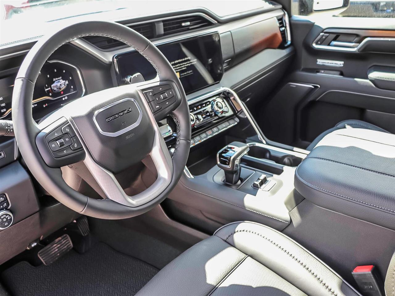 2025 GMC Sierra 1500 Denali Photo