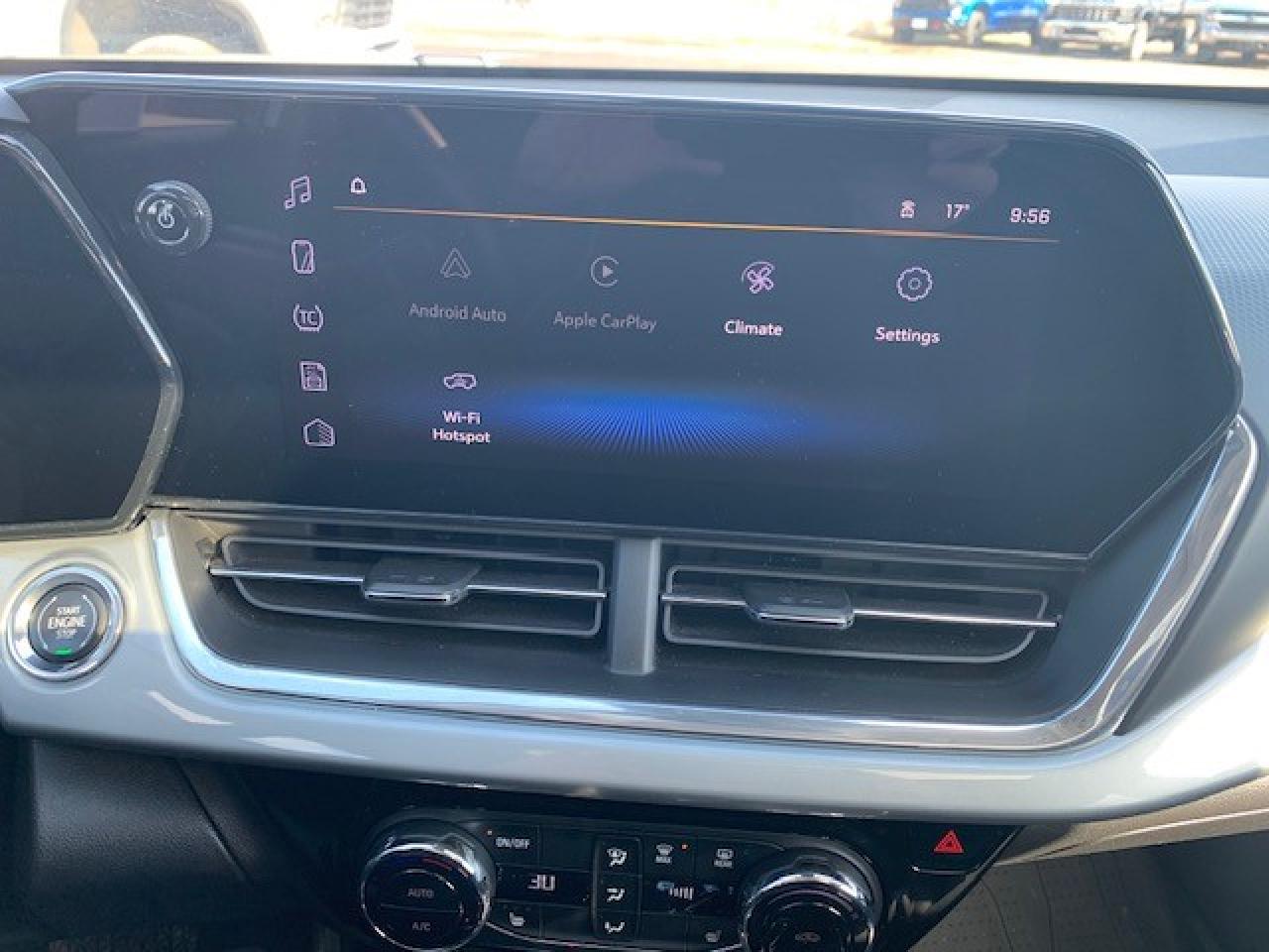 2024 Chevrolet Trax LT - Photo #9