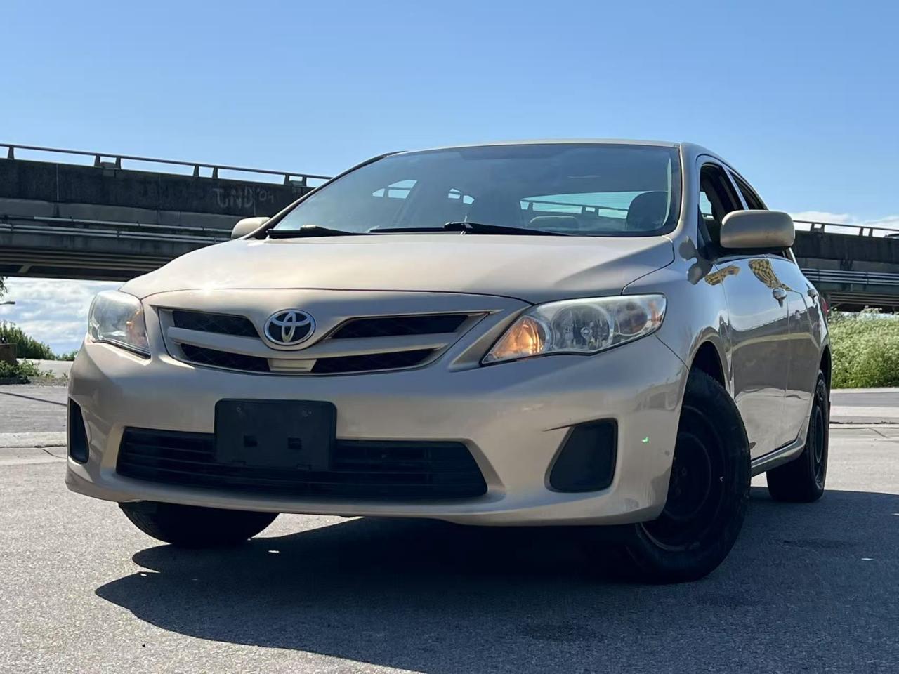 Used 2013 Toyota Corolla AUTO/ CLEAN TITLE/ BACKUP CAMERA/ POWER SUNROOF for sale in Richmond, BC