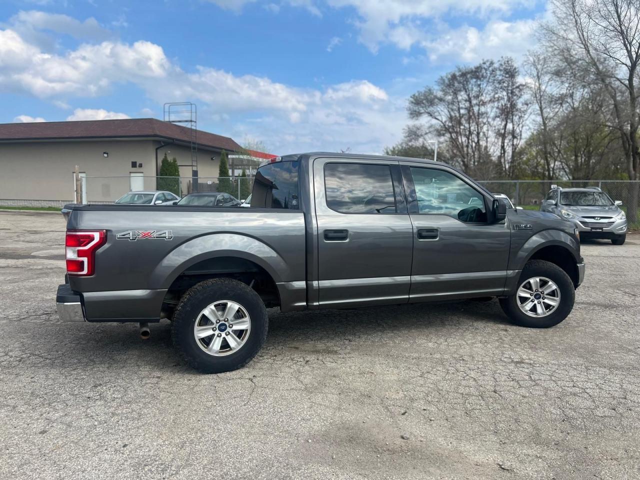 2018 Ford F-150 XLT NO ACCIDENT 4X4 BACKUP CAM BLUETOOTH SAFETY - Photo #6
