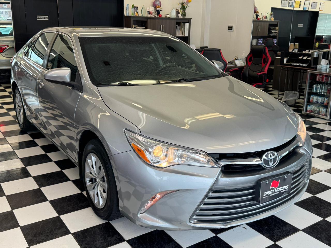 2017 Toyota Camry LE+Camera+Bluetooth+Cruise Control+A/C - Photo #7