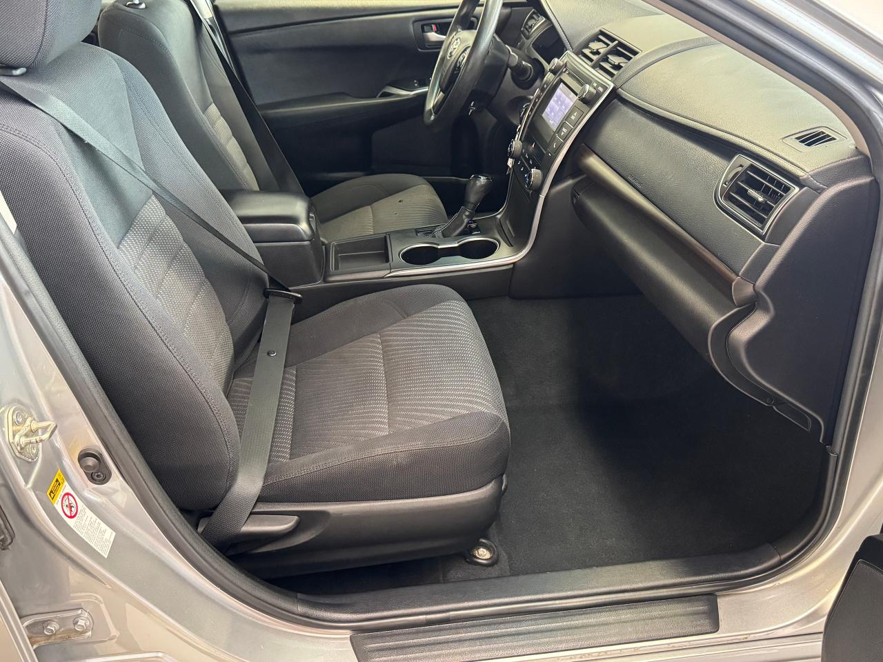 2017 Toyota Camry LE+Camera+Bluetooth+Cruise Control+A/C - Photo #19