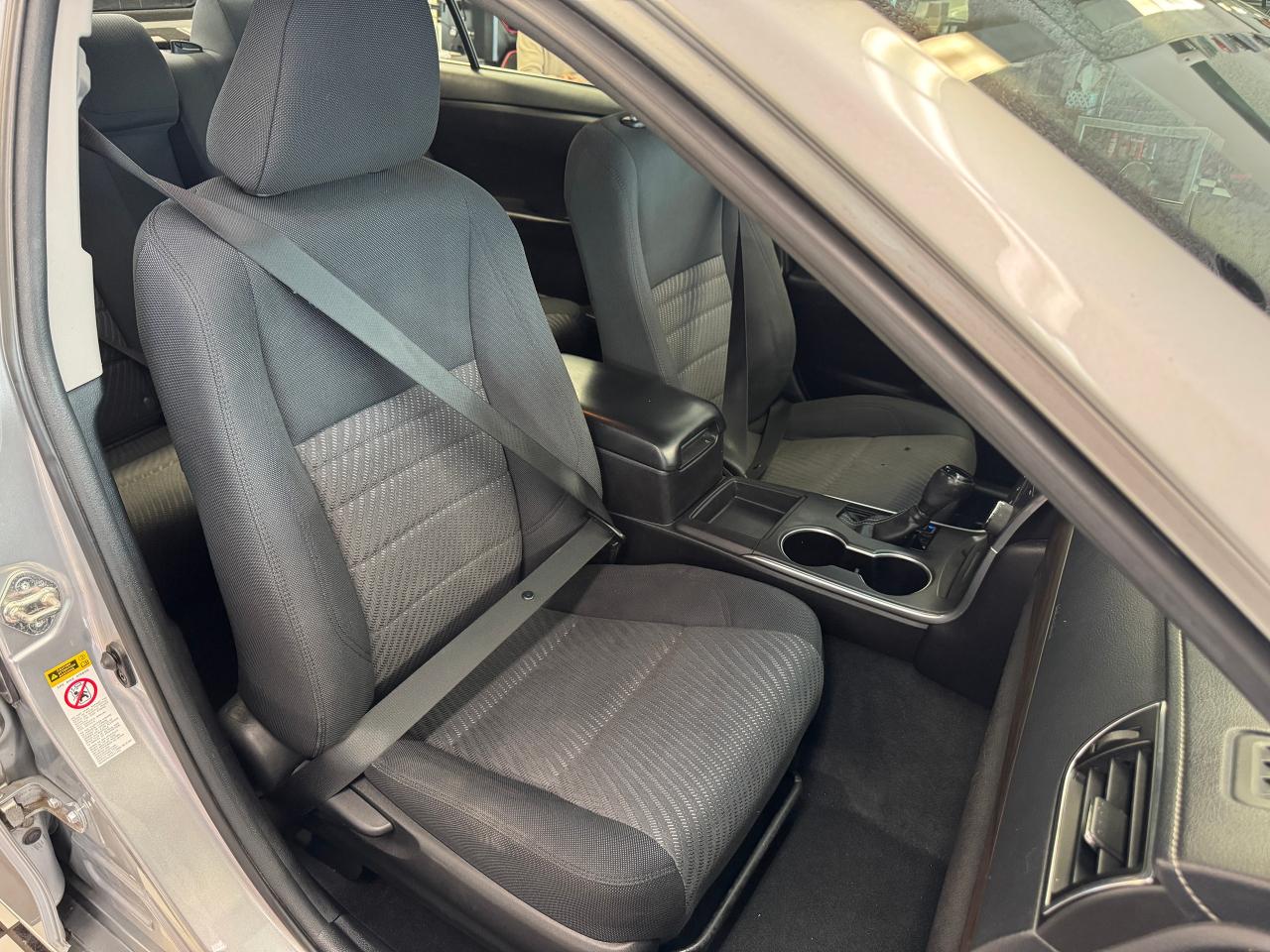 2017 Toyota Camry LE+Camera+Bluetooth+Cruise Control+A/C Photo20