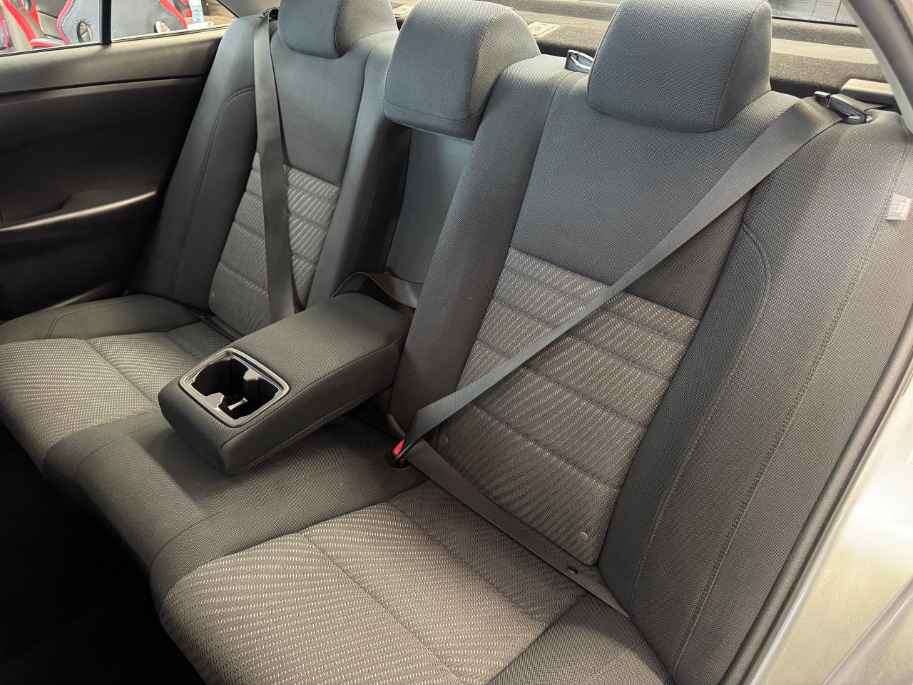 2017 Toyota Camry LE+Camera+Bluetooth+Cruise Control+A/C Photo22
