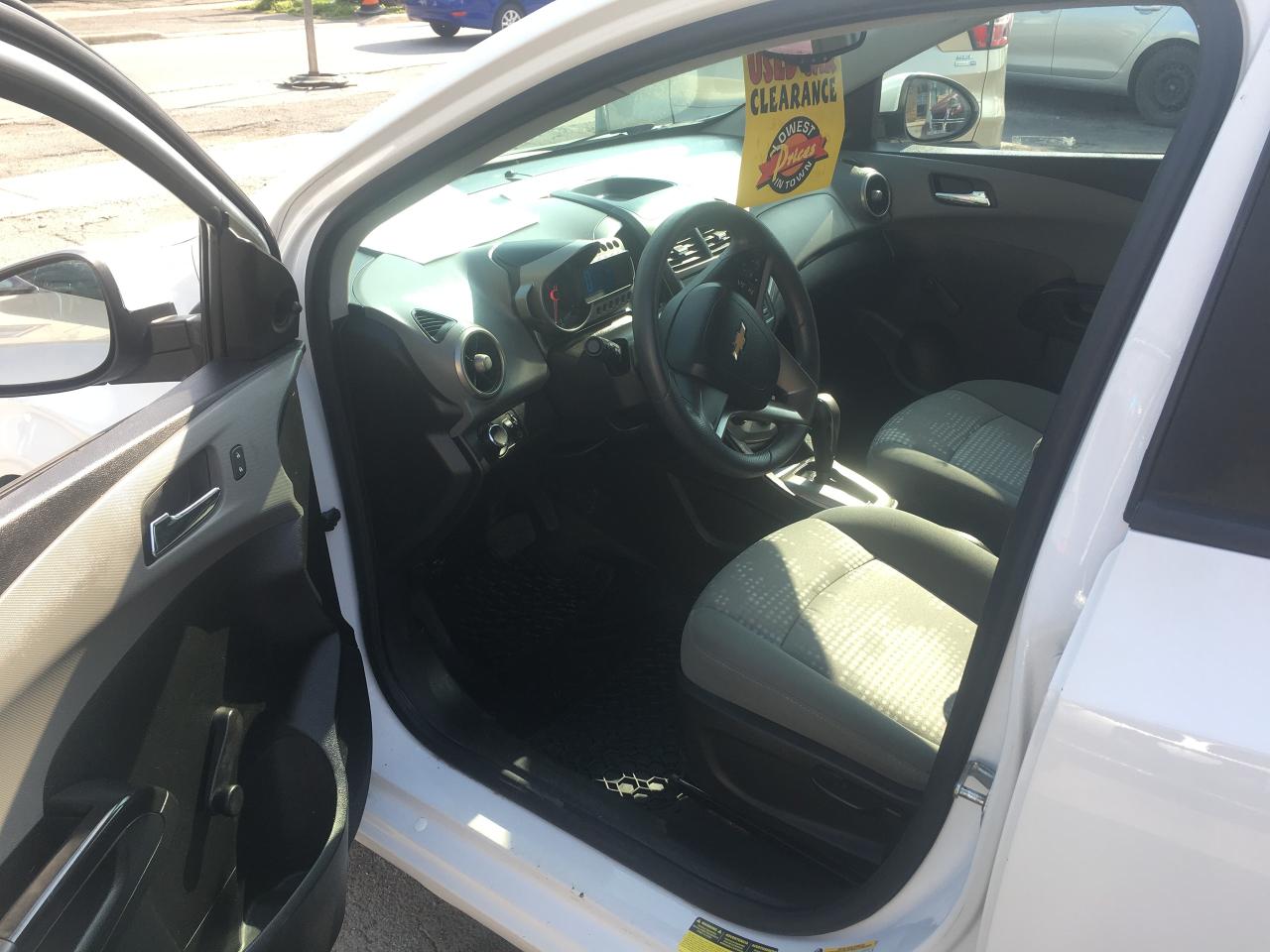2014 Chevrolet Sonic Sdn LS Auto - Low KM's, Auto, Air - Photo #2