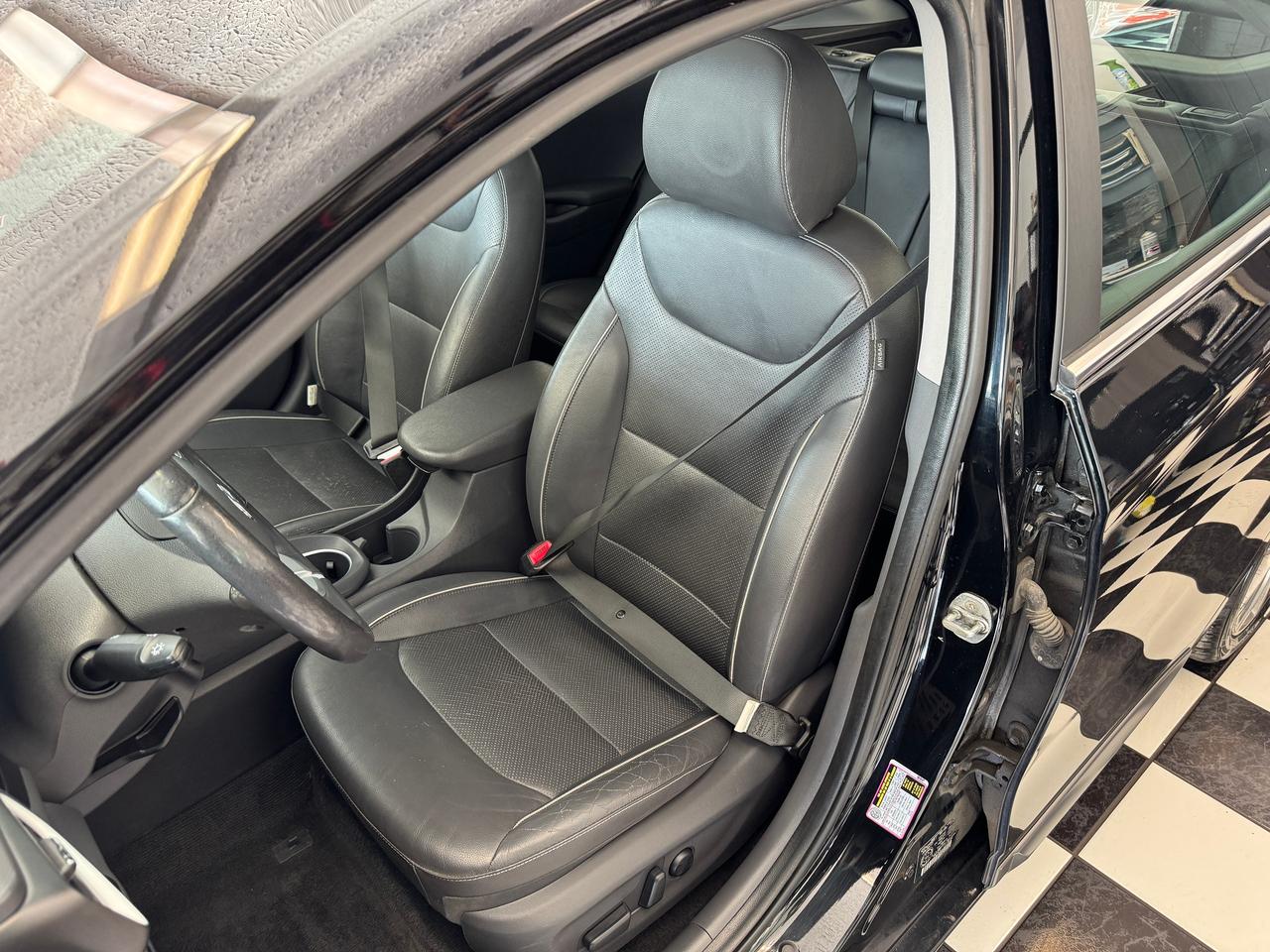 2017 Hyundai IONIQ Limited W/TECH HYBIRD+New Tires+GPS+CAM+Roof Photo