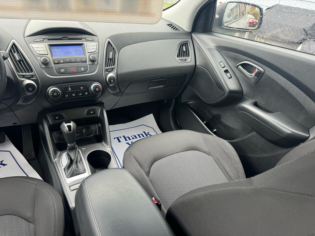 2014 Hyundai Tucson GL - Photo #11