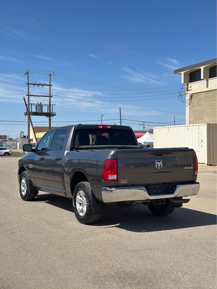 2016 RAM 1500 ST - Photo #4