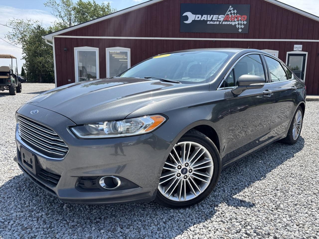 Used 2016 Ford Fusion SE No Accidents! Well maintained! for sale in Dunnville, ON