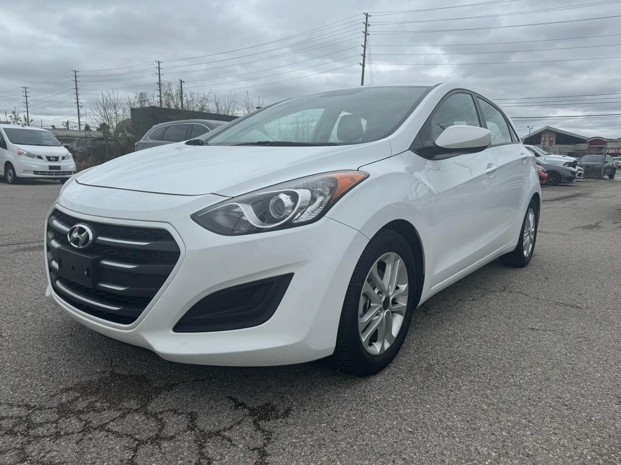 2016 Hyundai Elantra GT GL - Photo #1