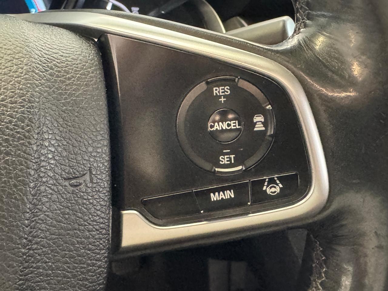 2017 Honda Civic Touring+Adaptive Cruise+Lane Keep+Roof+RemoteStart Photo68