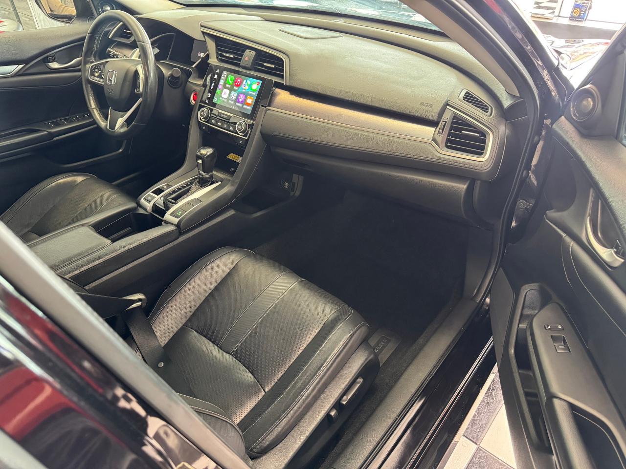 2017 Honda Civic Touring+Adaptive Cruise+Lane Keep+Roof+RemoteStart Photo21