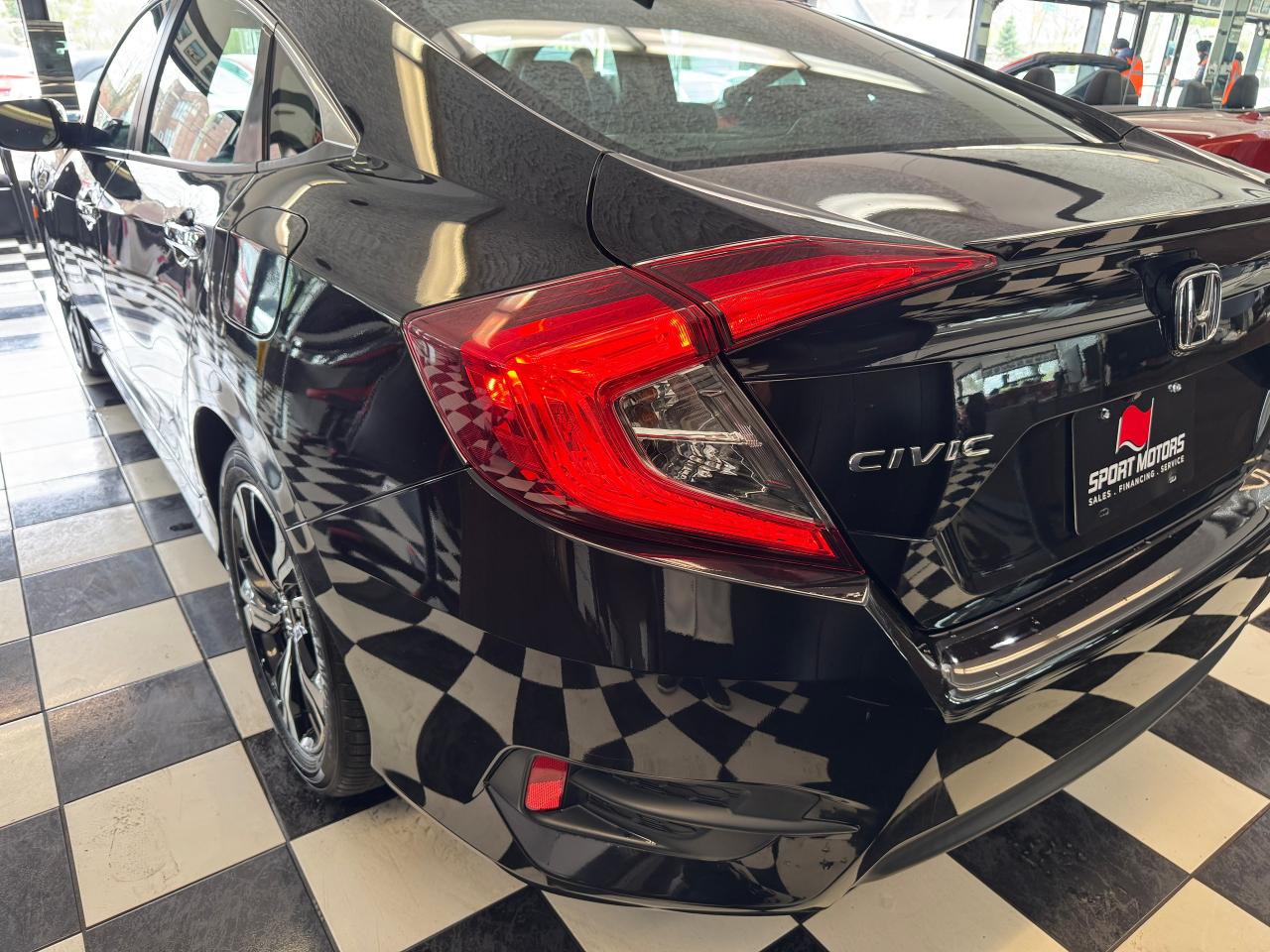 2017 Honda Civic Touring+Adaptive Cruise+Lane Keep+Roof+RemoteStart Photo97