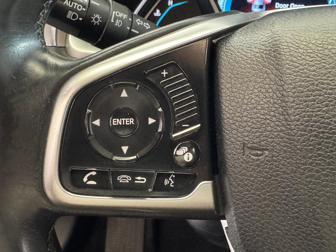 2017 Honda Civic Touring+Adaptive Cruise+Lane Keep+Roof+RemoteStart Photo103