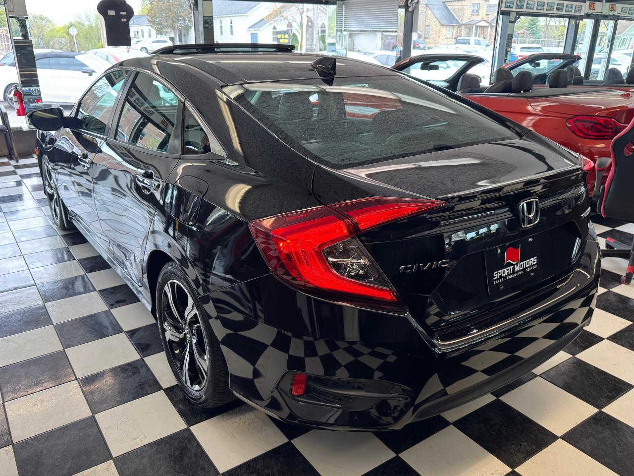 2017 Honda Civic Touring+Adaptive Cruise+Lane Keep+Roof+RemoteStart Photo5