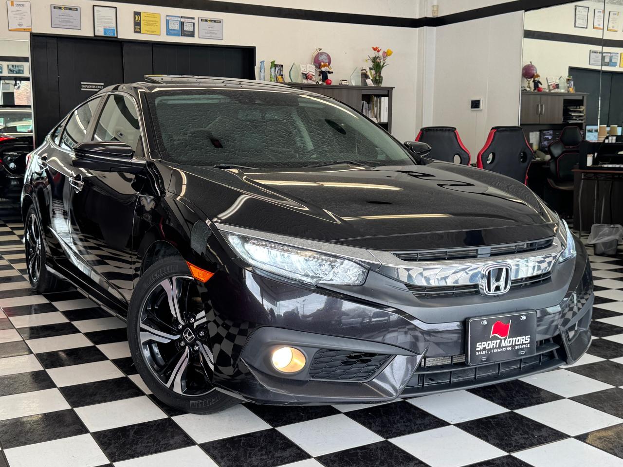 2017 Honda Civic Touring+Adaptive Cruise+Lane Keep+Roof+RemoteStart Photo16