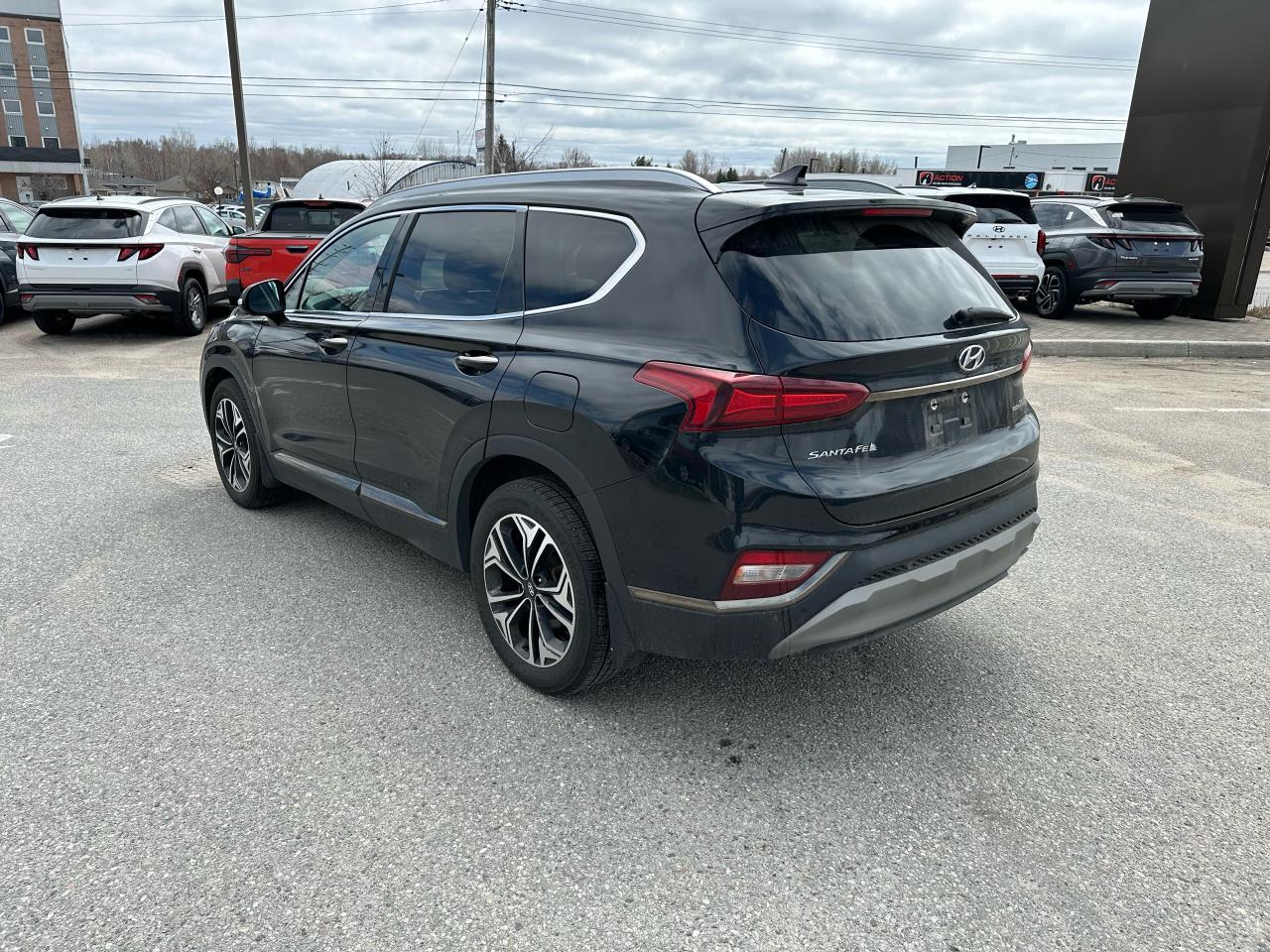 2020 Hyundai Santa Fe Ultimate Photo9