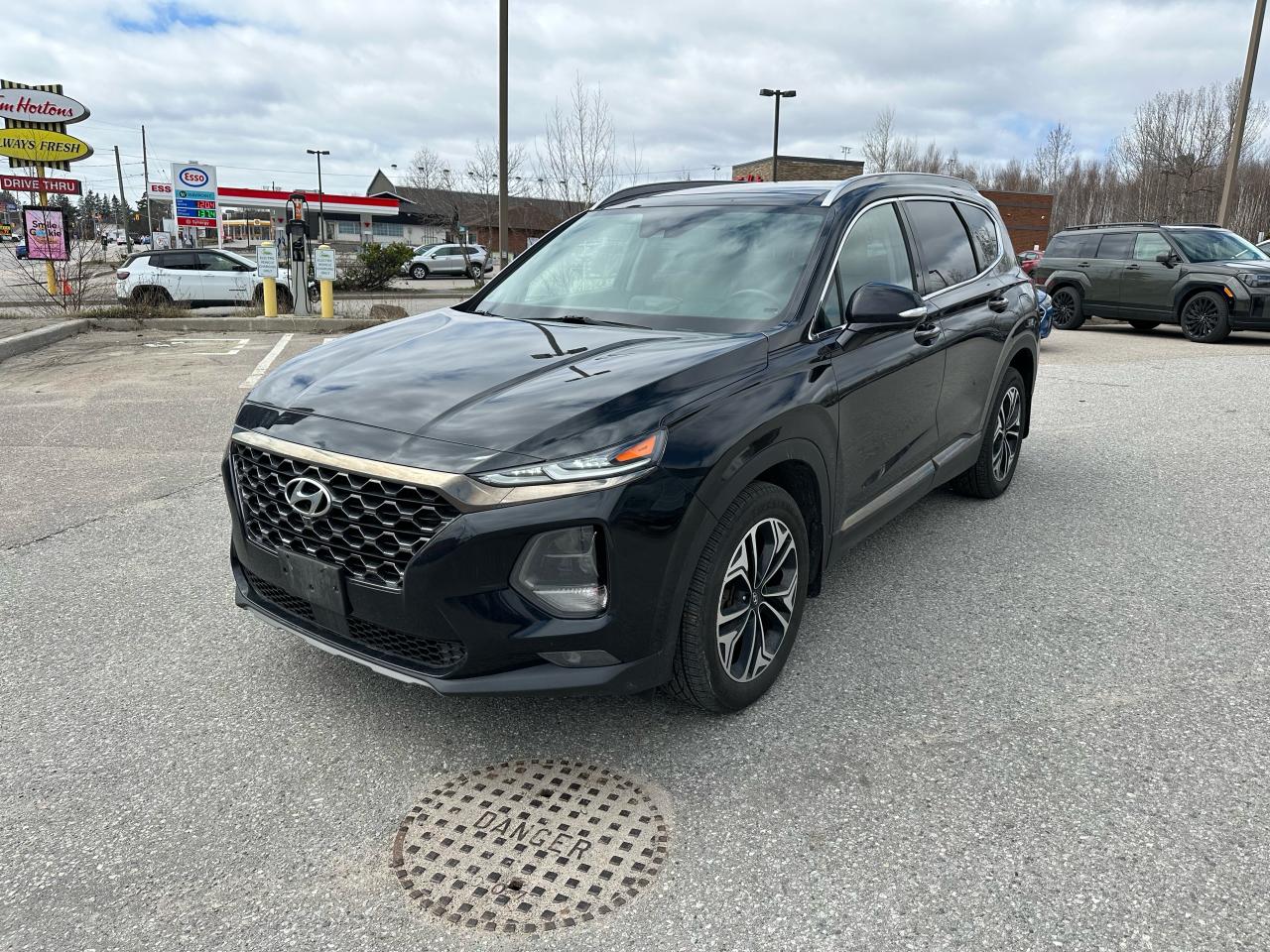 2020 Hyundai Santa Fe Ultimate Photo2