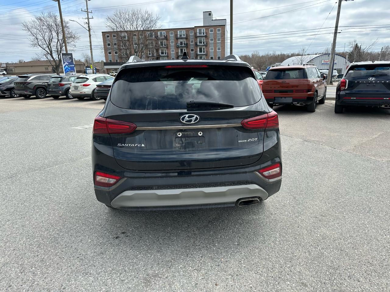 2020 Hyundai Santa Fe Ultimate Photo8