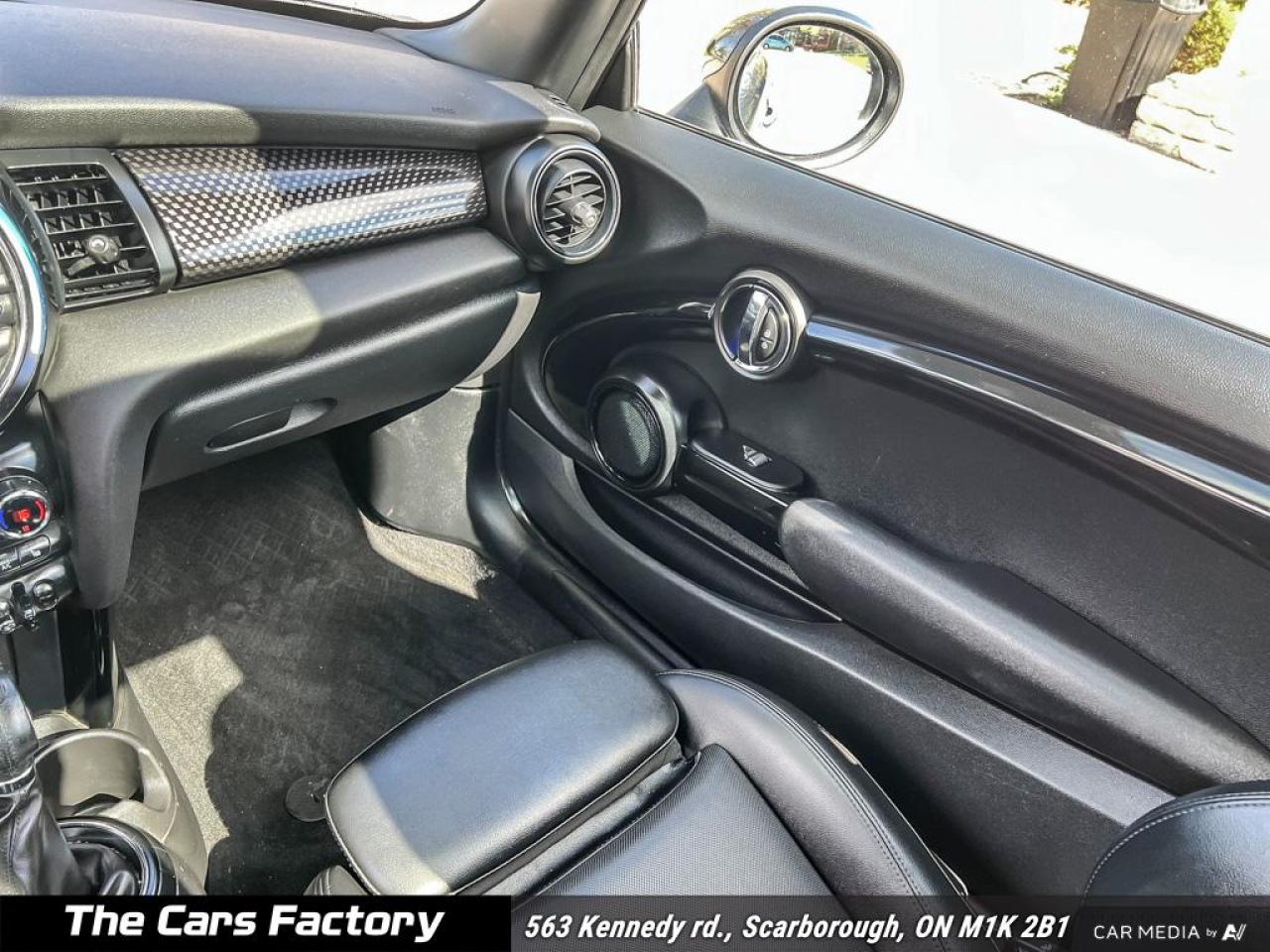 2016 MINI Cooper S No Accident! - Photo #25