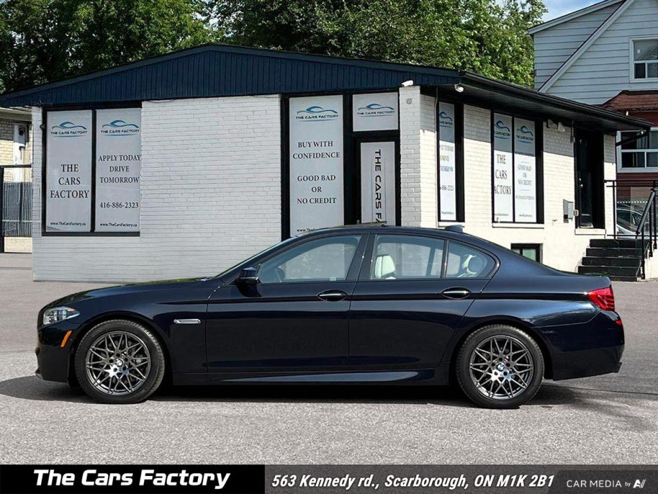 2016 BMW 5 Series 550i xDrive M-Sport - Luxury That Roars!! - Photo #3