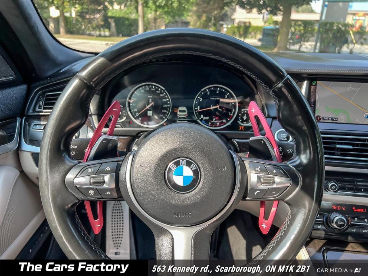 2016 BMW 5 Series 550i xDrive M-Sport - Luxury That Roars!! - Photo #12