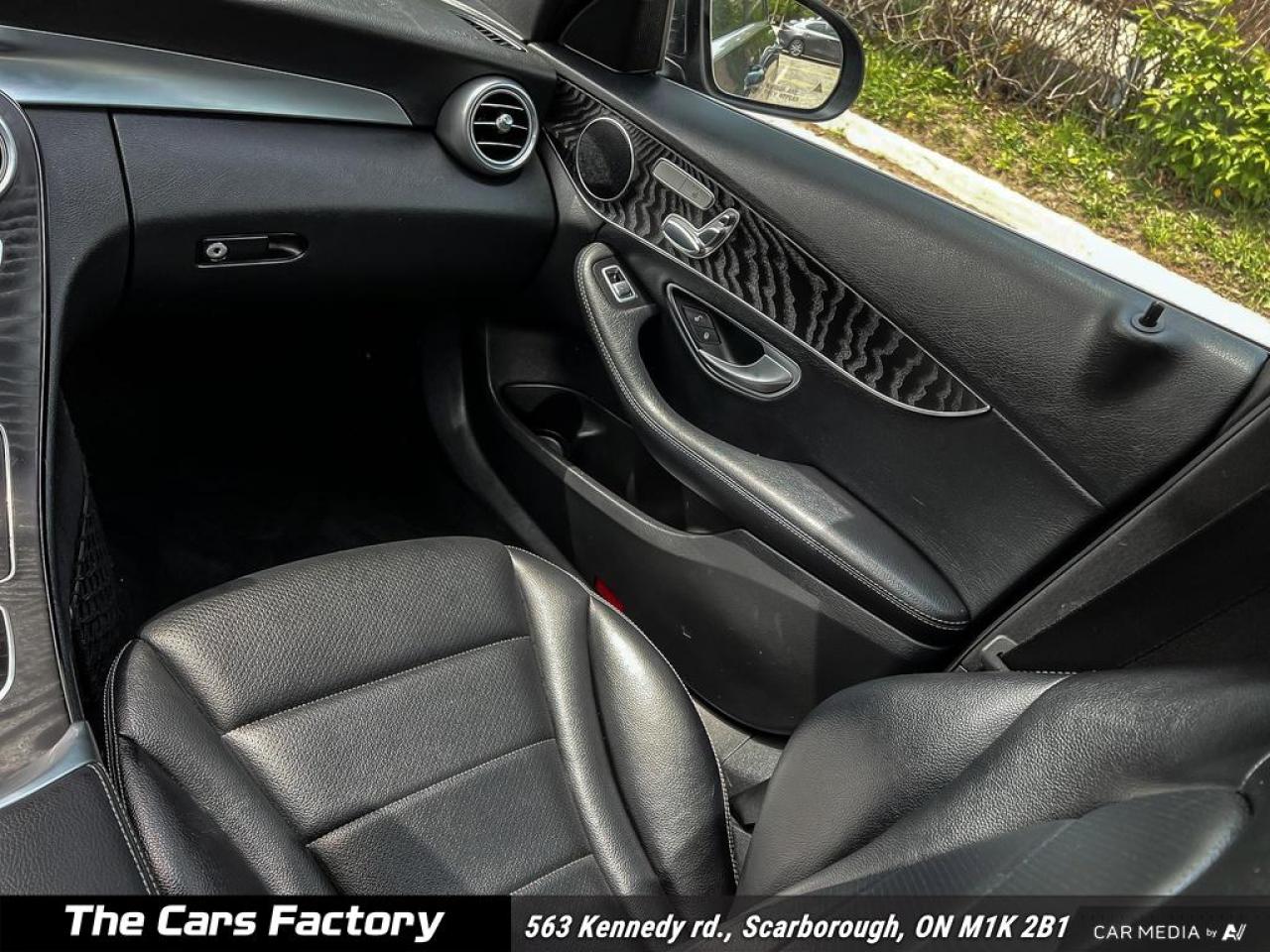 2016 Mercedes-Benz C-Class C300 4MATIC – AMG Package | Only 85,857 KM | Fully - Photo #25