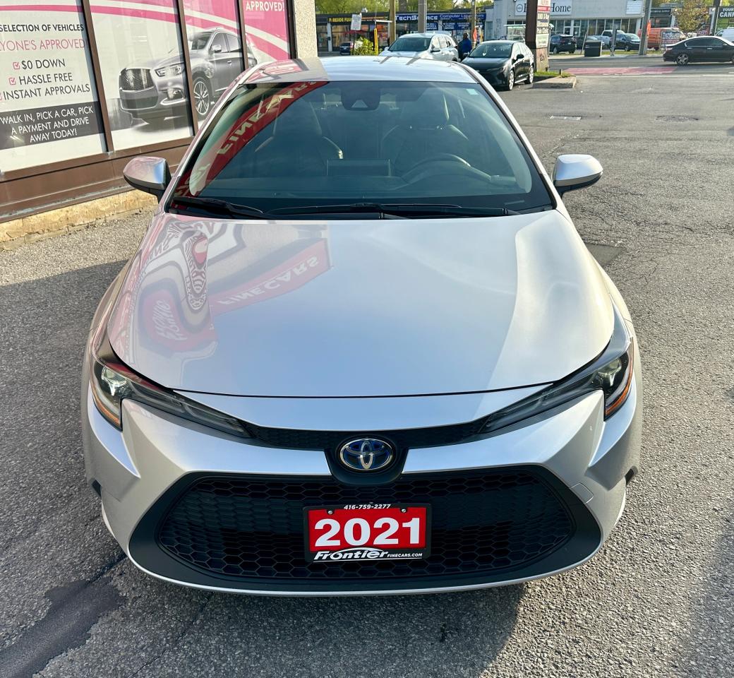 2021 Toyota Corolla LE Hybrid Photo2
