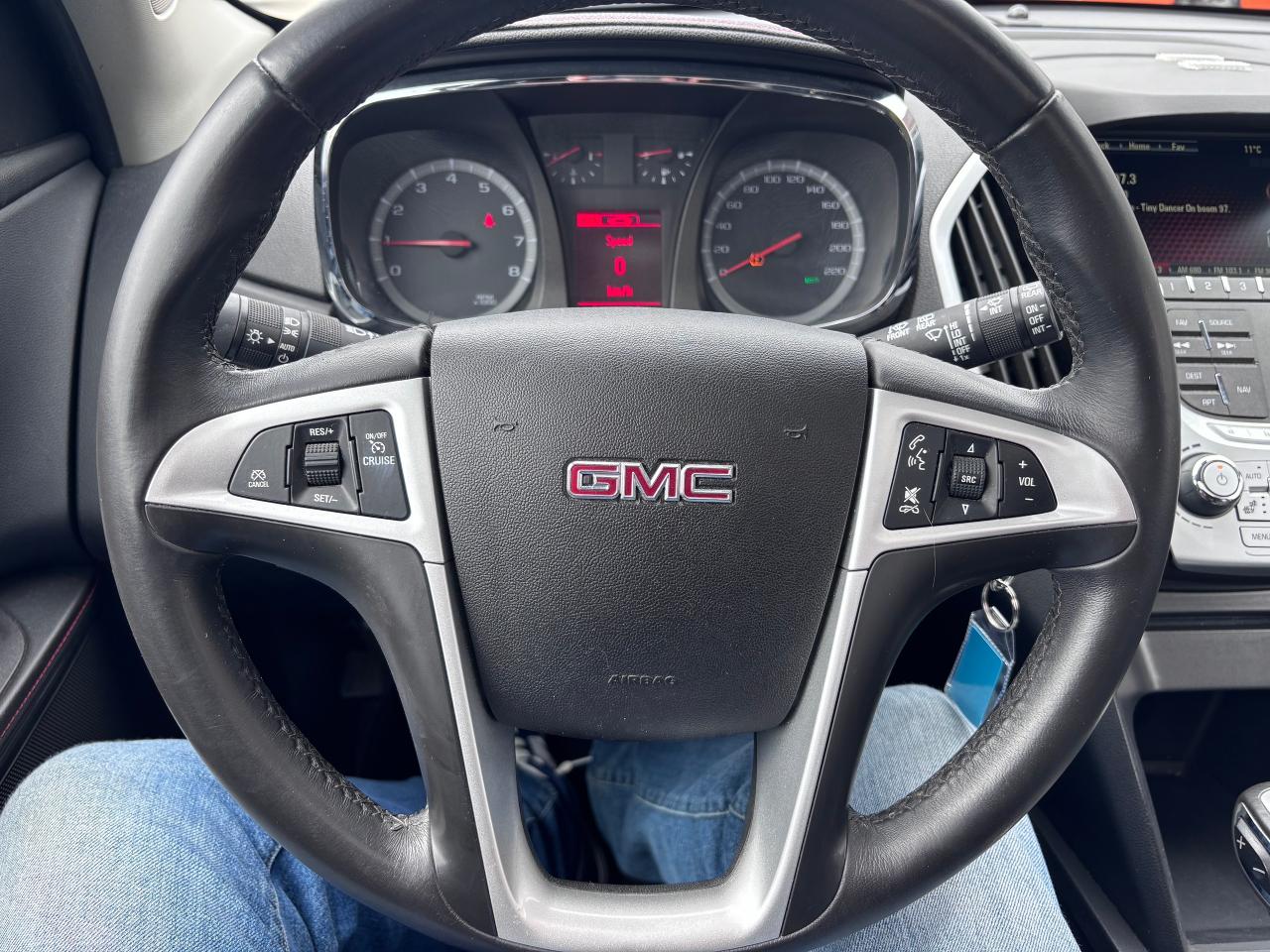2015 GMC Terrain LOADED ONE OWNER TONS OF SERVICE LOW KMS! - Photo #17