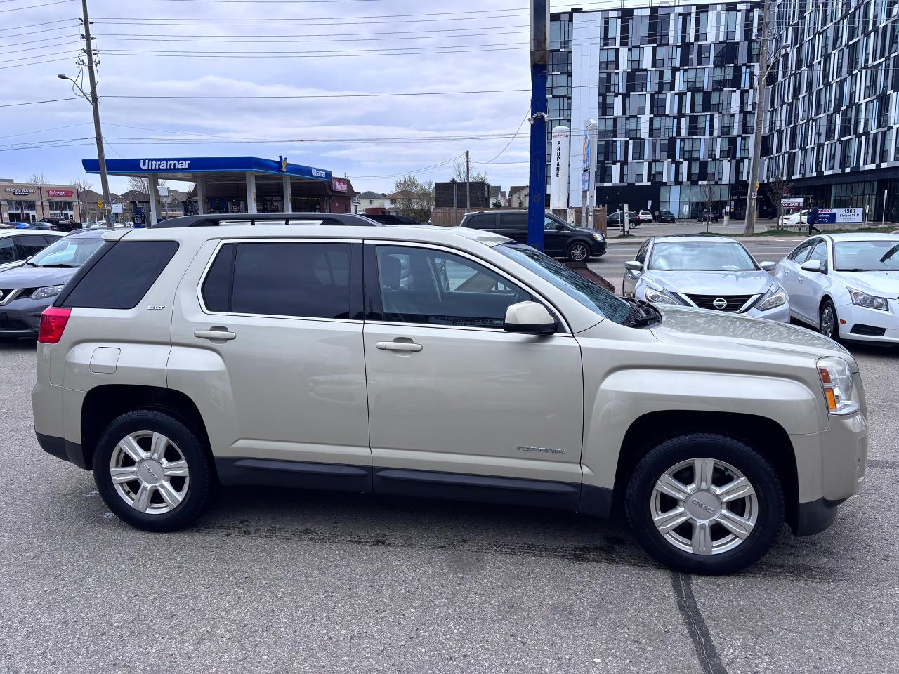 2015 GMC Terrain LOADED ONE OWNER TONS OF SERVICE LOW KMS! - Photo #6