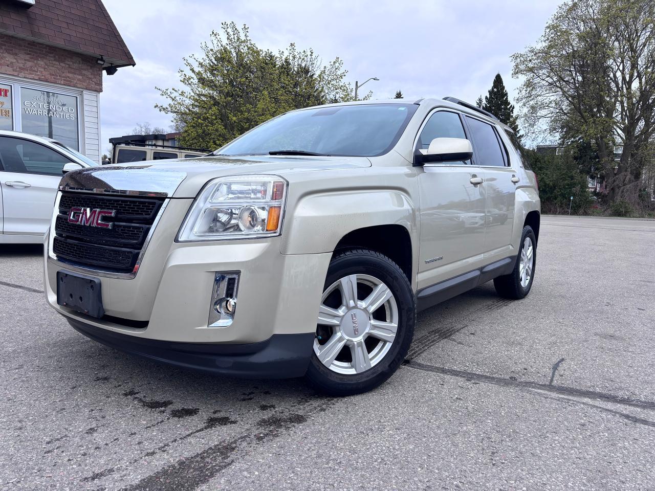 2015 GMC Terrain LOADED ONE OWNER TONS OF SERVICE LOW KMS! - Photo #3