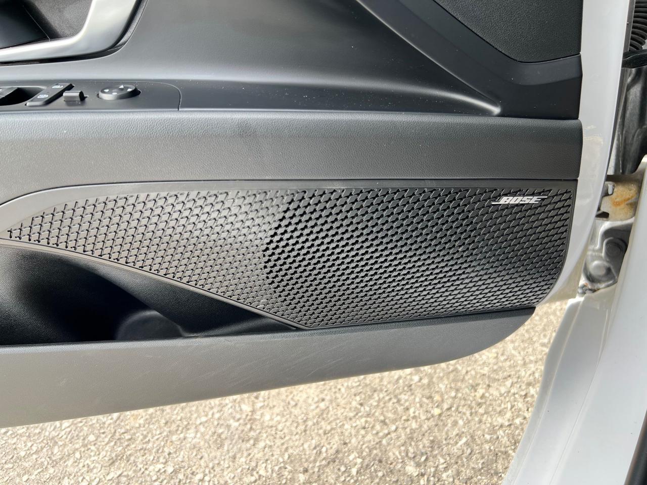 2022 Hyundai Elantra Ultimate Tech - Photo #11