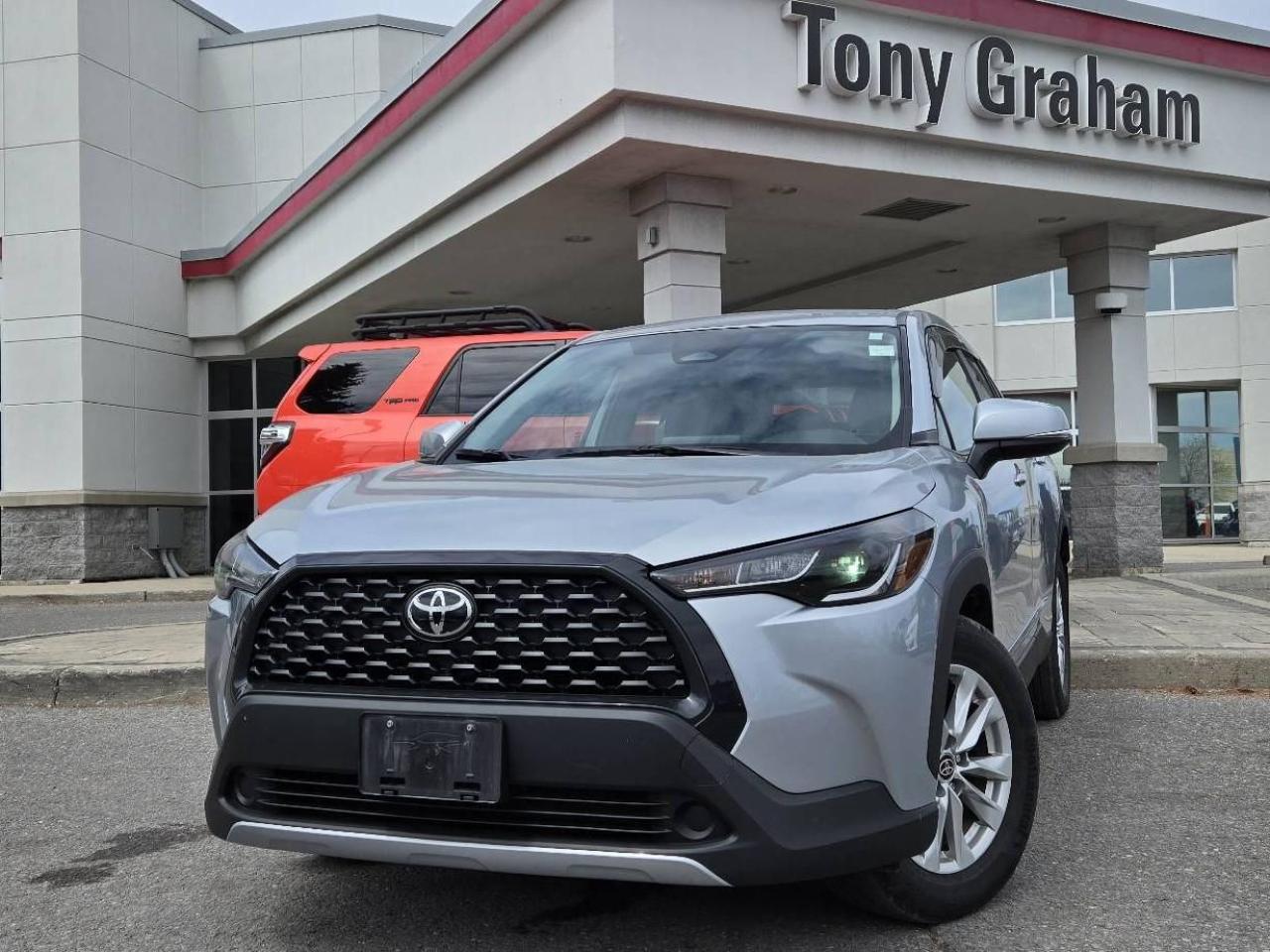 Used 2023 Toyota Corolla Cross LE for sale in Ottawa, ON