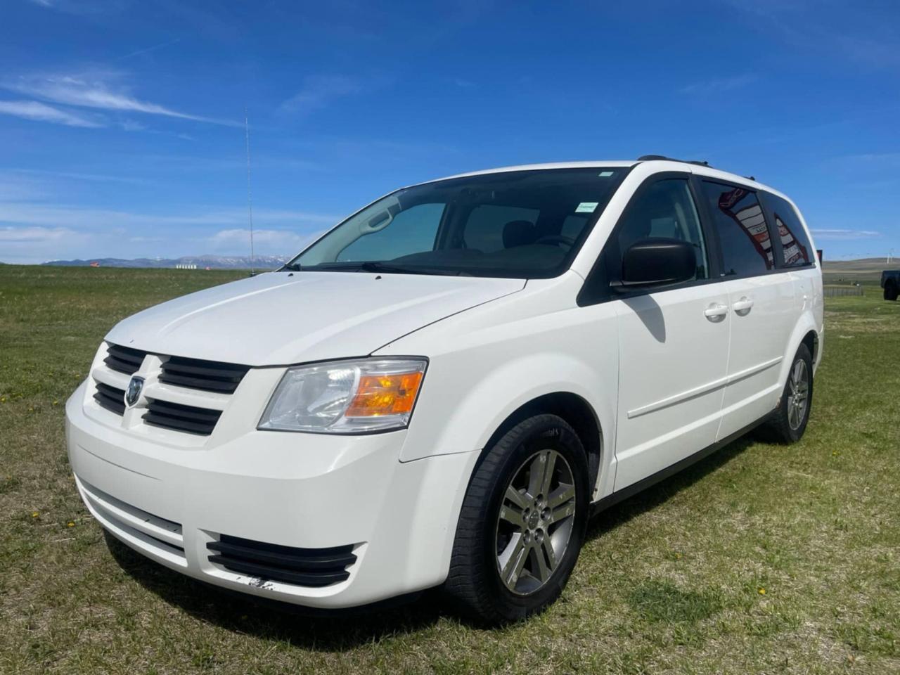 Used 2010 Dodge Grand Caravan SE for sale in Pincher Creek, AB