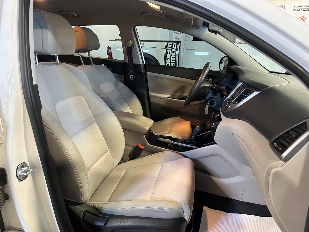 2017 Hyundai Tucson SE | NO ACCIDENTS | HEATED SEATS | 4X4 - Photo #10