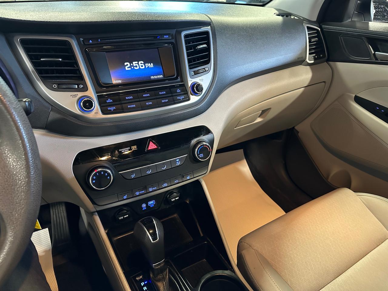 2017 Hyundai Tucson SE | NO ACCIDENTS | HEATED SEATS | 4X4 - Photo #24
